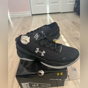Men’s under armour UA curry 2 low shoes brand new size 10.5